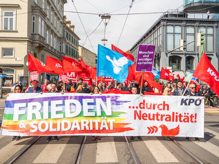 Frieden und Solidarität durch Neutralität - 1. Mai 2023.jpg