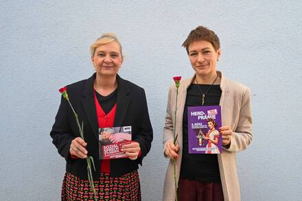 Claudia Klimt-Weithaler und Alexandra Wagner Tag der offenen Konten 2025 Dlbg.jpg